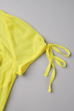 Tops amarillos con cuello en V y aberturas transparentes sólidas sexy