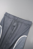 Graues, ärmelloses Zweiteiler von Street Sportswear mit Kontraststreifen und O-Ausschnitt