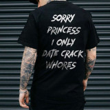 Schwarzes T-Shirt mit „Sorry Princess“-Buchstaben
