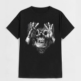 Schwarzer Totenkopf mit grafischem OK-Muster, lässiges T-Shirt mit schwarzem Aufdruck