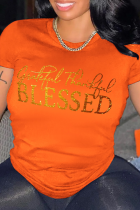 Оранжевые повседневные футболки с уличным принтом и буквенным o-образным вырезом