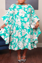 Cyan Casual Sweet Street Floral Patchwork O Neck Robe Irrégulière Robes Grande Taille