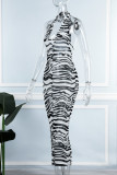 黒と白のセクシーなカジュアルストリートプリントシースルーバックレスメッシュ V ネックワンステップスカートドレス