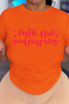 T-shirt arancioni casual con stampa patchwork lettera O collo