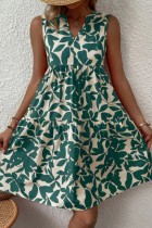 Зеленое повседневное платье с принтом в стиле пэчворк и V-образным вырезом без рукавов Платья
