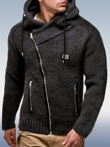 Черный мужской вязаный свитер с капюшоном и диагональной молнией