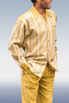 Conjunto de duas peças de calça de manga comprida amarela listras amarelas