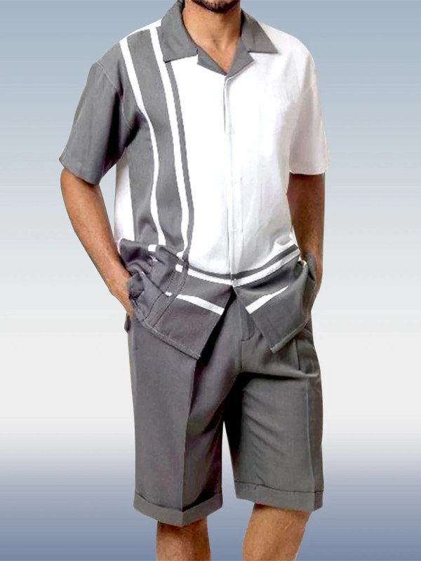 Серый прогулочный костюм из двух частей с принтом и короткими рукавами с шортами