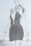 Schwarz-weißes sexy gestreiftes Bandage-Patchwork-rückenfreies Neckholder-Sling-Kleid