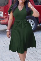 Tintengrünes, lässiges, einfarbiges, kurzärmliges Patchwork-Kleid mit V-Ausschnitt