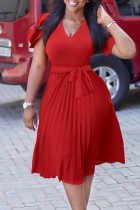 Rotes, lässiges, festes Patchwork-Kleid mit V-Ausschnitt und kurzen Ärmeln