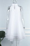 Белое повседневное однотонное платье в стиле пэчворк с бантом Без рукавов Платья