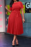 Красное повседневное однотонное платье в стиле пэчворк с V-образным вырезом и коротким рукавом Платья