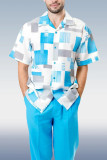 Traje de baño de manga corta con estampado de bloque de color en contraste azul claro de dos piezas