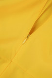 Vestiti irregolari dal vestito dal collare obliquo asimmetrico solido sexy giallo della rappezzatura