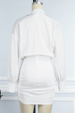 Vestidos de falda de un paso con escote en V y pliegues transparentes sólidos para fiesta callejera blanca sexy