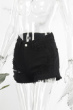 Schwarze, lässige, solide, zerrissene, dünne Denim-Shorts mit hoher Taille