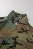 Tops de cuello de camisa asimétrico de patchwork con estampado de camuflaje casual verde