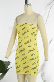 Gul Sexig Casual Letter Print Backless axelbandslösa klänningar