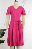 Robes de robe à manches courtes à col en V et patchwork uni décontracté rose rouge