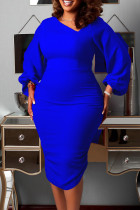 Vestidos de falda de un paso con cuello asimétrico de patchwork sólido casual azul real