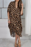 Abiti eleganti stampati con scollo a V patchwork leopardo con stampa casual color cammello