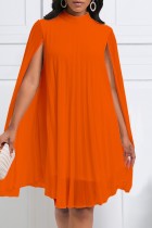 Orangefarbenes, lässiges, einfarbiges Patchwork-Kleid mit halbem Rollkragen und A-Linie