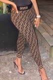 Pantalon crayon taille haute en patchwork de lettres de rue marron foncé