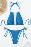 Hellblaue, sexy, einfarbige, ausgehöhlte, rückenfreie Badebekleidung (mit Polsterung)