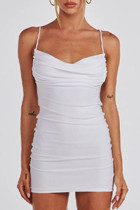 Vita sexiga solida rygglösa klänningar med vikbandsdesign med spaghettiband