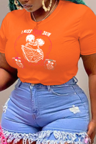Оранжевый Повседневная спортивная одежда Футболки с круглым вырезом и принтом черепа в стиле пэчворк