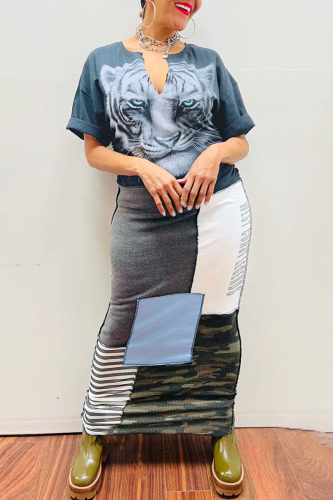 Marineblaue, lässige Street-Print-Patchwork-Kleider mit V-Ausschnitt und einstufigem Rock
