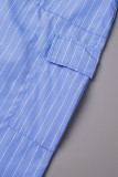 Saia casual azul listrada bolso fenda cintura alta convencional