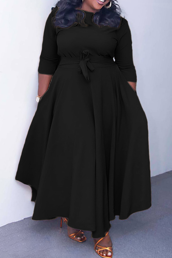 ブラックのエレガントなソリッドパッチワークOネックウエストスカートプラスサイズドレス(ベルト付き)