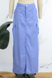 Falda convencional de cintura alta con abertura en el bolsillo a rayas azul casual