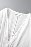 Robes plissées blanches élégantes en patchwork à col en V