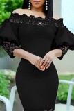 Черное повседневное однотонное длинное платье в стиле пэчворк с открытыми плечами Платья