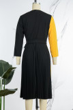 Gul Casual Elegant färg Klumpvikt kontrast Vändkrage plisserade klänningar (med skärp)