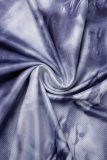 Vestidos de saia em um degrau com estampa de patchwork azul de gola alta