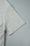Camisetas casuais cinza com estampa patchwork letra O no decote