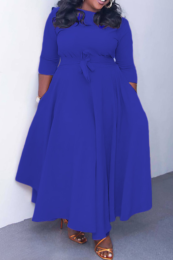 ブルーのエレガントなソリッドパッチワークOネックウエストスカートプラスサイズドレス(ベルト付き)