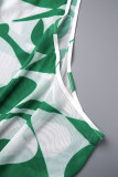 Estampado sexy verde ahuecado transparente sin espalda asimétrico medio cuello alto sin mangas conjunto de tres piezas