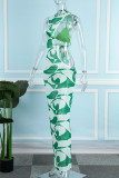 Estampado sexy verde ahuecado transparente sin espalda asimétrico medio cuello alto sin mangas conjunto de tres piezas