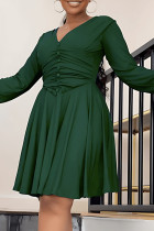 Зеленые повседневные однотонные платья с V-образным вырезом и длинным рукавом