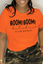 Orange Street dagliga utskriftsbrev BOOM! BOM! O krage T-shirt
