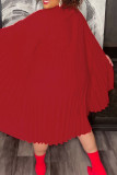 Rote, lässige, einfarbige, plissierte Kleider mit halbem Rollkragen und A-Linie