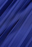 Tibetisch-blaues, lässiges, festes Frenulum-Plissee-langes Kleid mit O-Ausschnitt