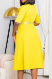 Желтые элегантные однотонные лоскутные платья трапециевидной формы с пряжкой и V-образным вырезом (с поясом)