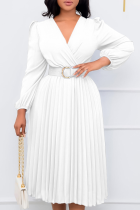 Белые повседневные однотонные платья-юбки в стиле пэчворк с V-образным вырезом и талией (с поясом)