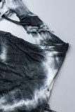 Macacão skinny preto estampado casual tie dye bandagem sem costas gola com capuz